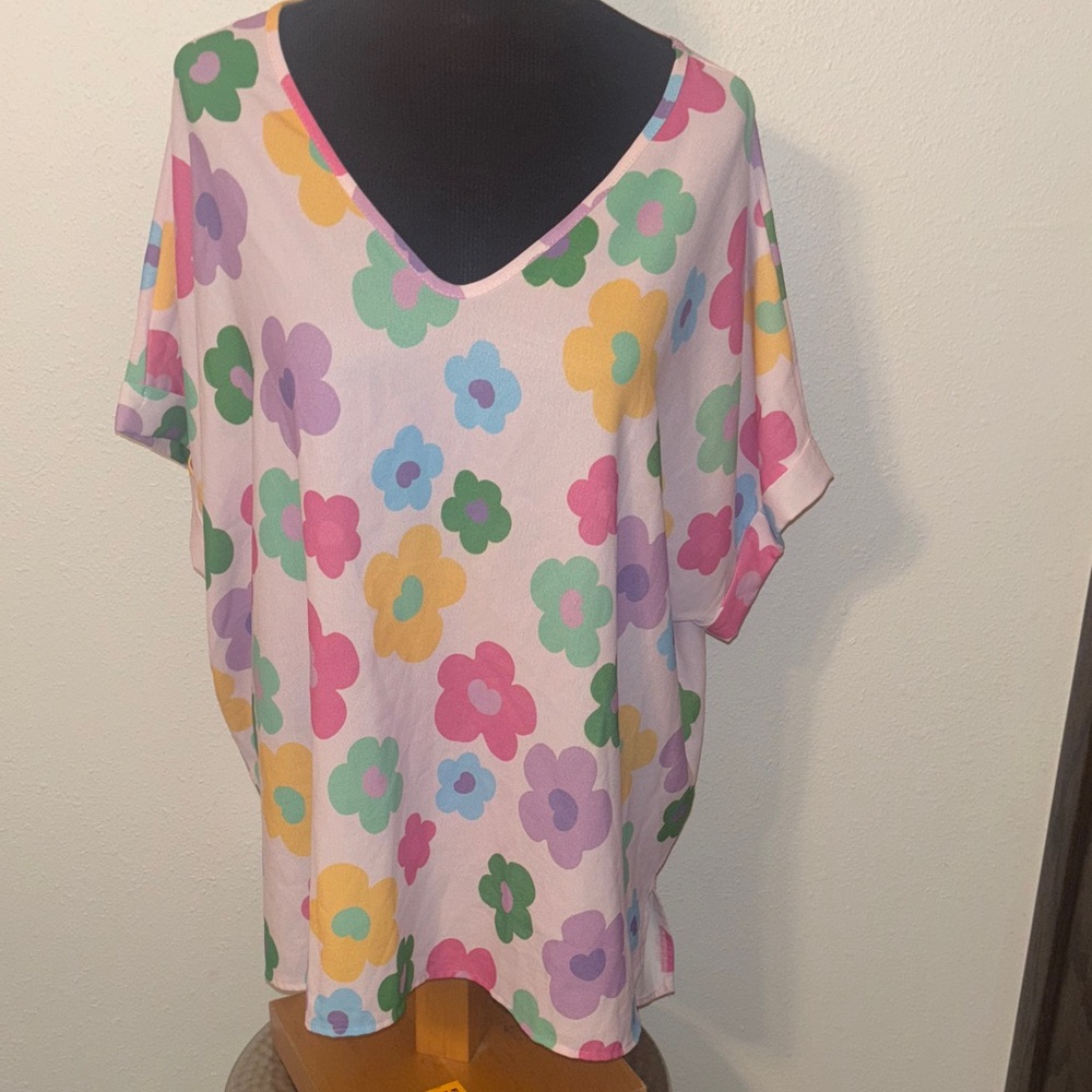 First Love Flowers Pullover Rolled Sleeve Top size 2X